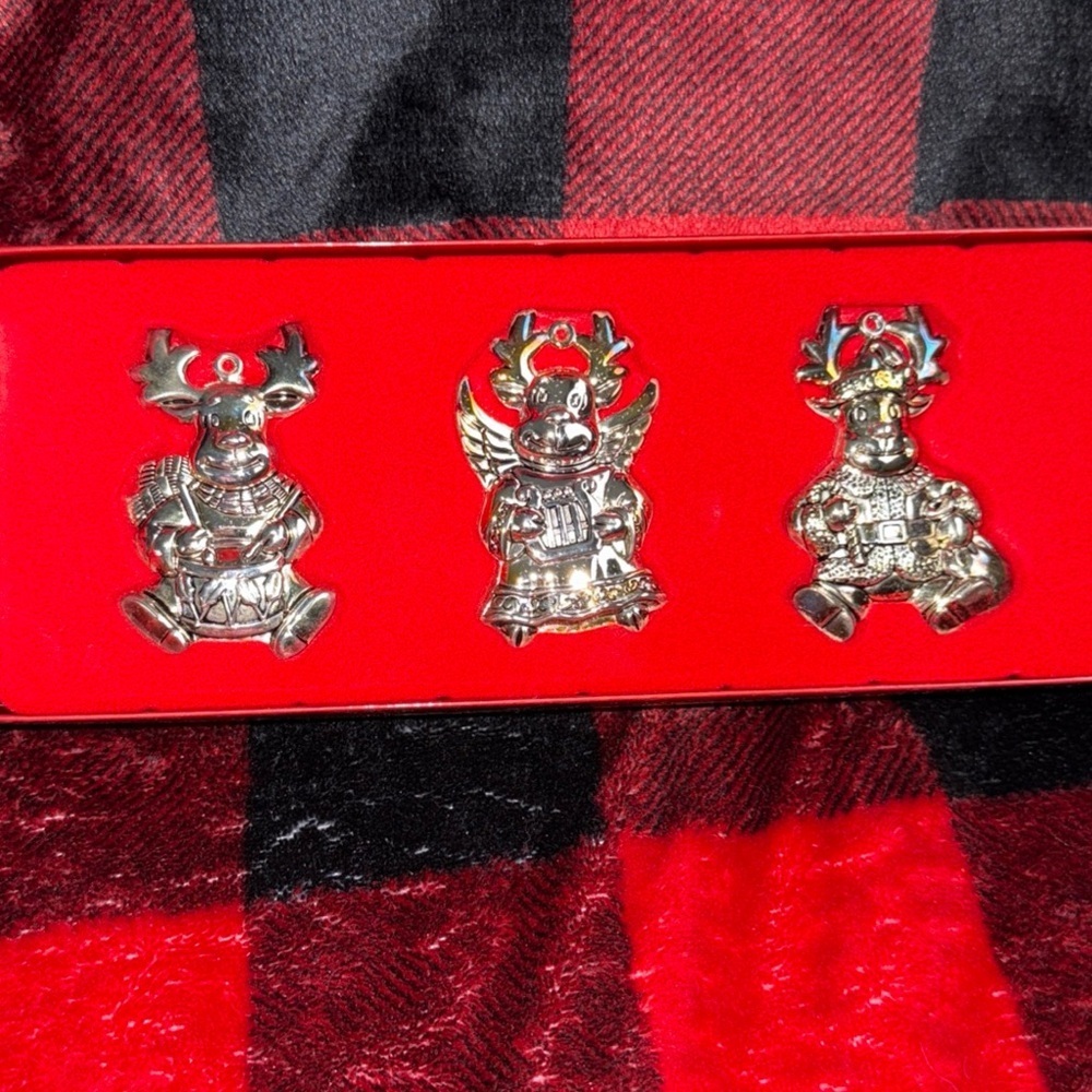 Gorham Silver plated, reindeer Christmas holiday ornaments set of 3 Reindeer